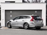 Volvo V60 Plug-in Hybrid 2011 года